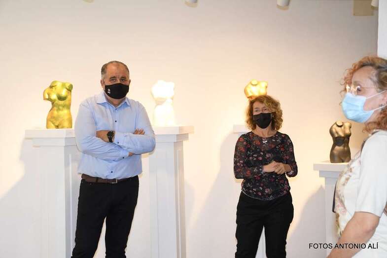 Momento de la inauguración de la exposición/Antonio Alí.